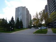 St-Laurent区1981年三卧Condo