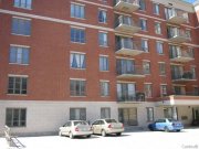 Du-Collège地铁站2008年双卧Condo