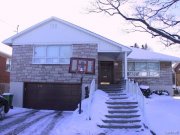 St-Laurent区56年优质独立跃层Bungalow
