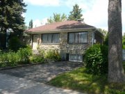 Ahuntsic区52年价优独立Bungalow
