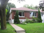 St-Laurent区52年独立Bungalow