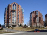 St-Laurent区1990年四半Condo
