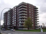 St-Laurent区1982年三卧Condo