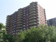 St-Laurent区品价优三卧房Condo