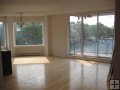 Du College地铁2011年两卧Condo